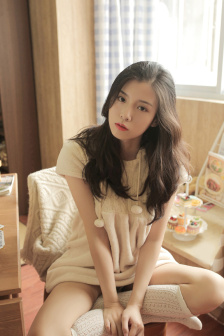 年轻的女邻居hd免费观看
